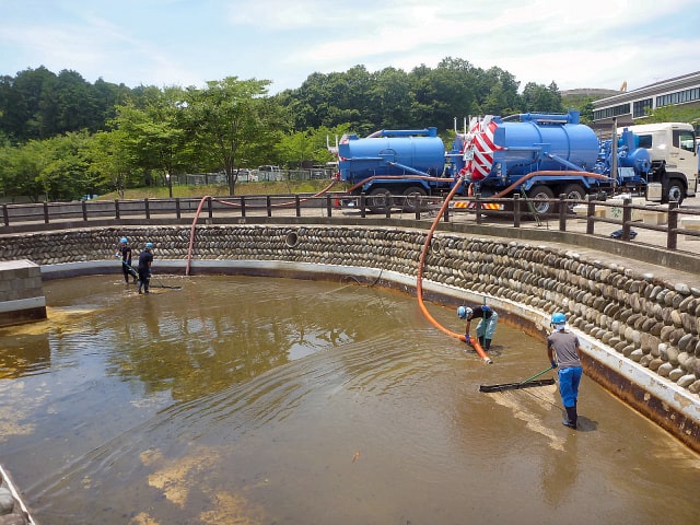 調整池しゅんせつ工事